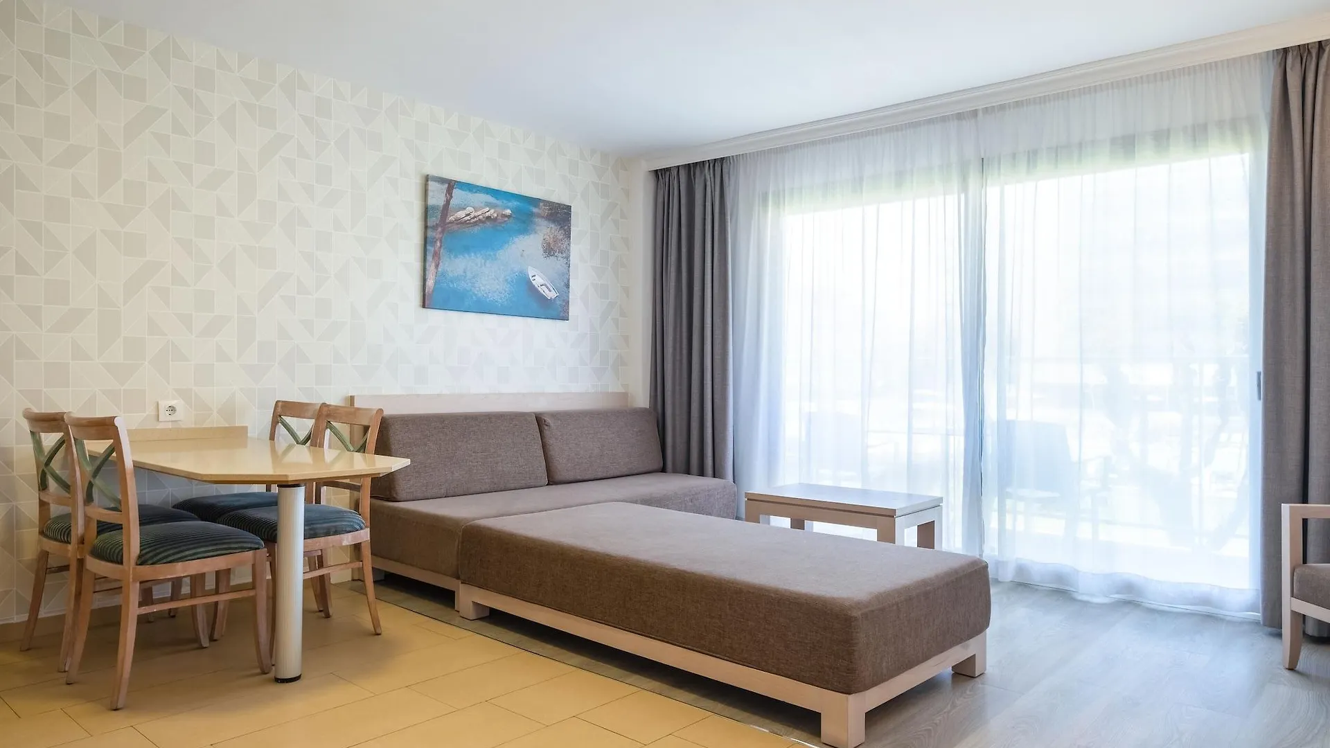 Helios Mallorca Hotel & Apartments Кан Пастилла 3*,  Испания
