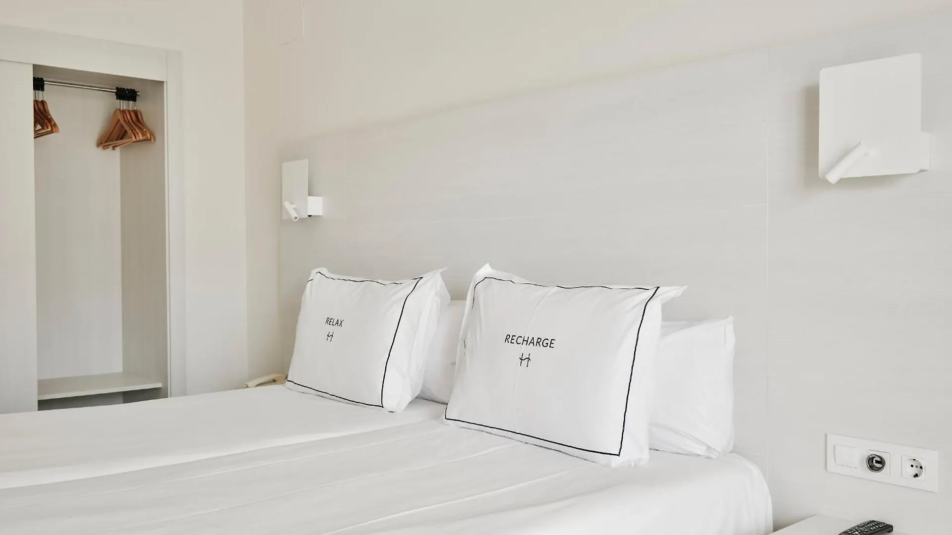Helios Mallorca Hotel & Apartments Кан Пастилла 3*,  Испания